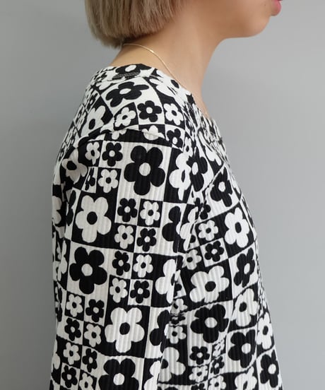Vintage   Design Tops