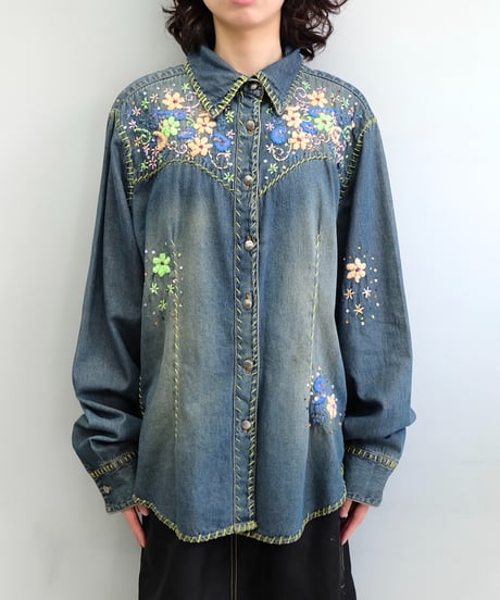 Vintage   Design Shirt