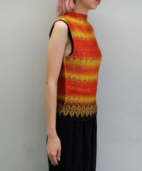 Vintage   Design Tops