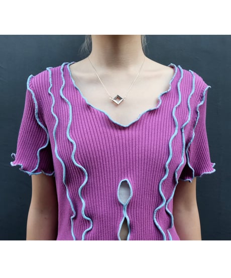 Frill Line Tops