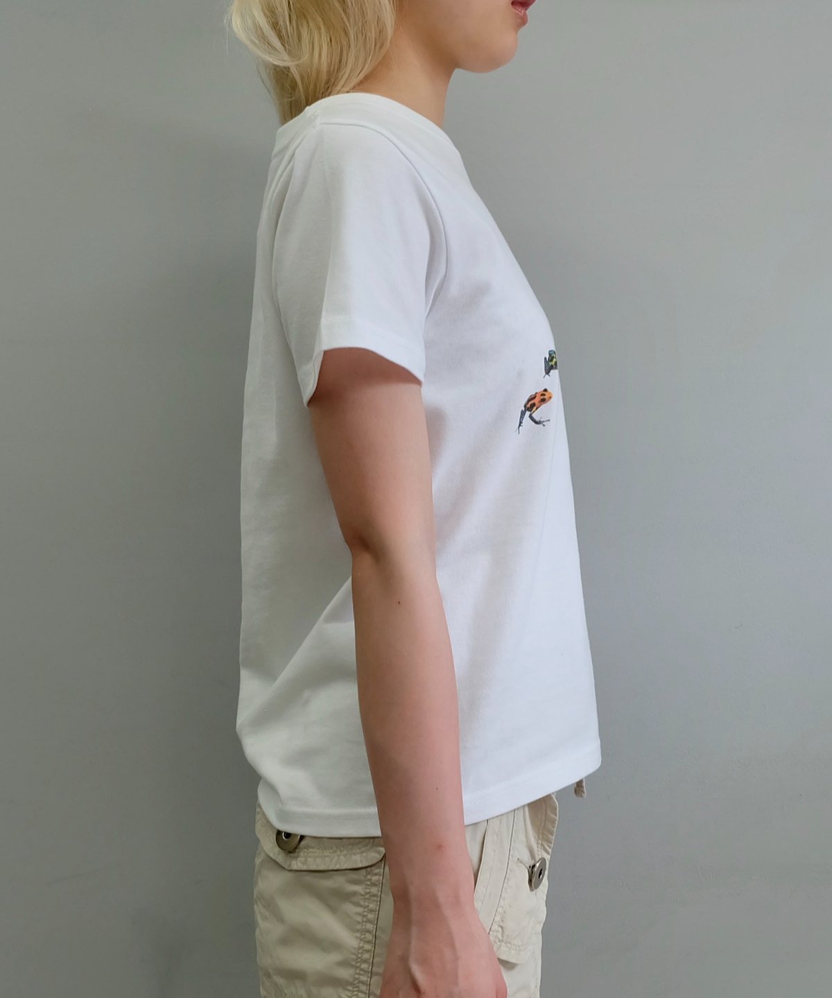 labyrins ホワイト Tシャツ shury groovy frog Labyrins Groovy Frog Tshirt Black | Shury