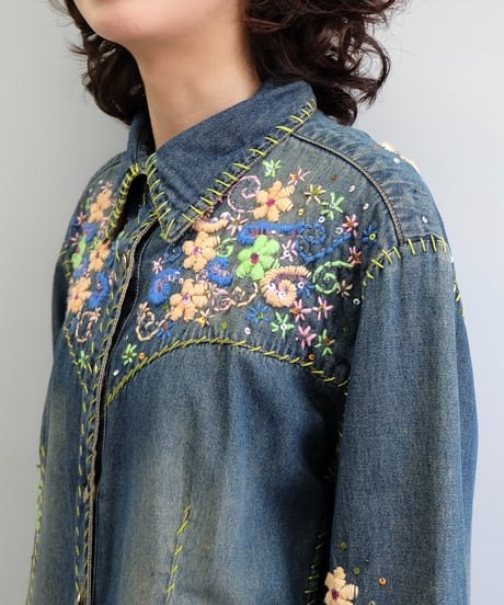 Vintage   Design Shirt