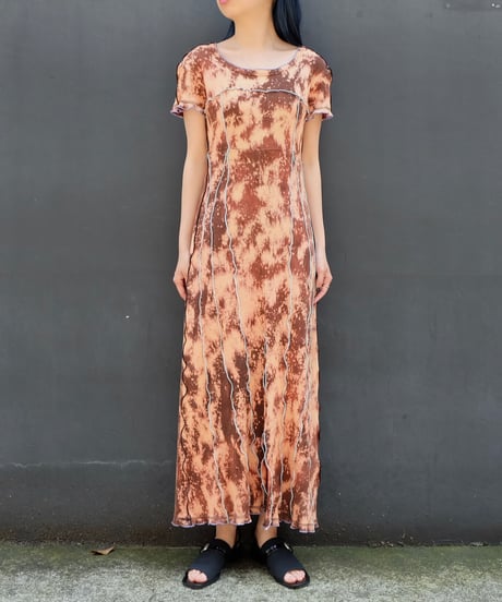 Frill line One-piece