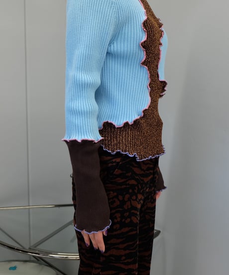 Frill Line Tops  8
