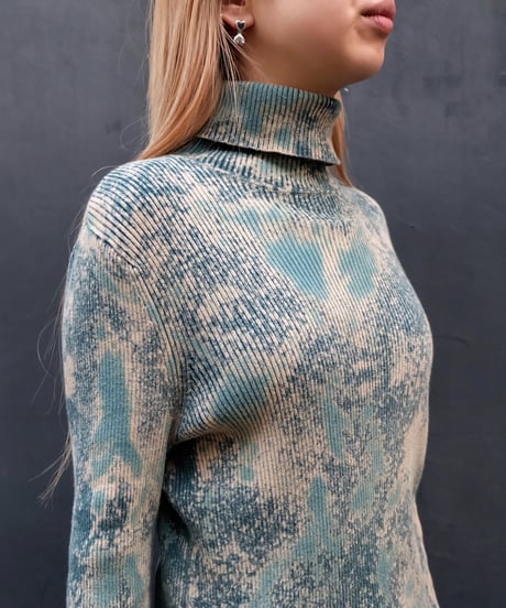 Bleach Turtle Knit 15
