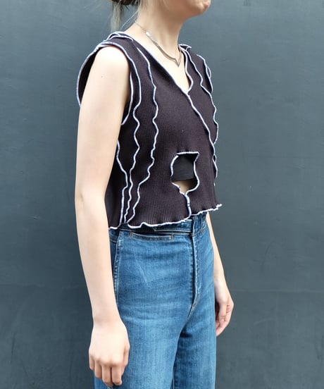 Frill Line Tops