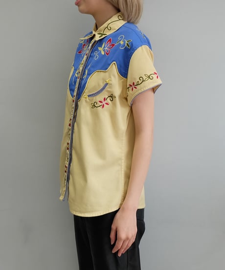 Vintage   Design Shirt