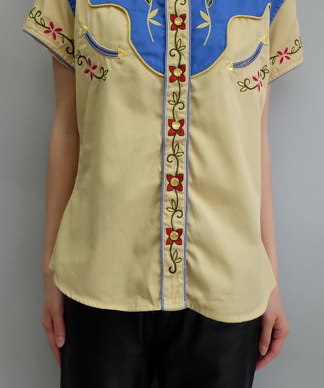Vintage   Design Shirt