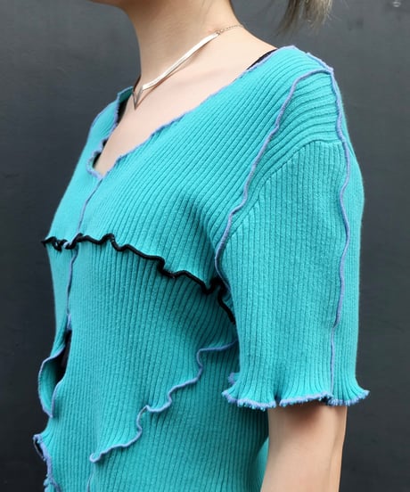 Frill Line Tops
