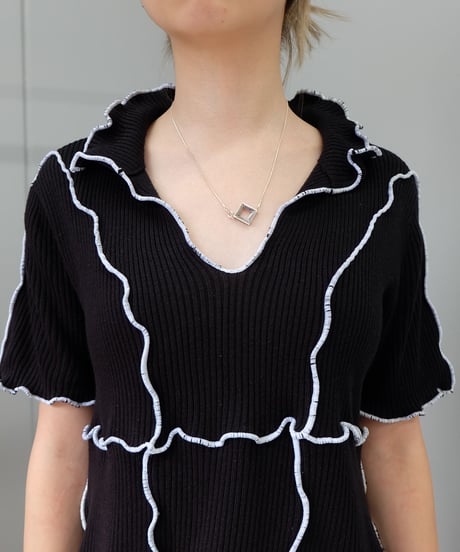Frill Line Tops 10