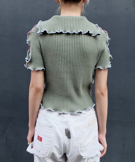 Frill Line Tops