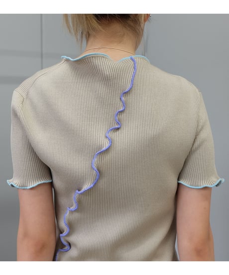 Frill Line Tops 3