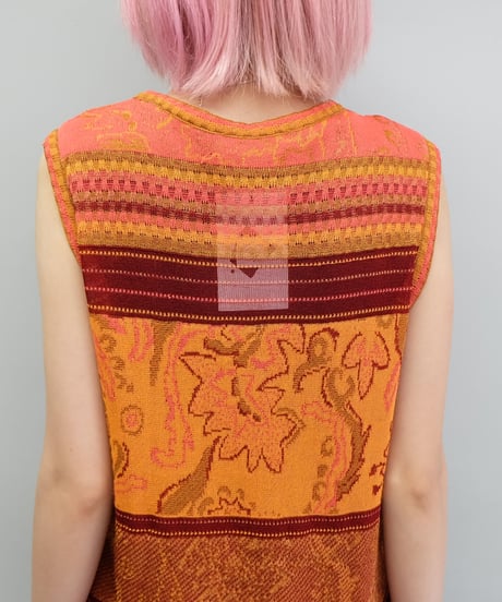 Vintage   Design Tops