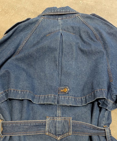 Vintage   Deim Trench Coat