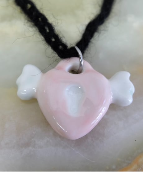 Labyrins x Sugascoop   Ceramic necklace 8