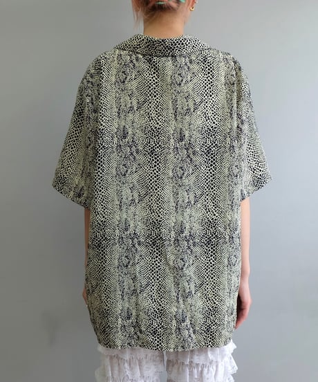 Vintage   Design Shirt