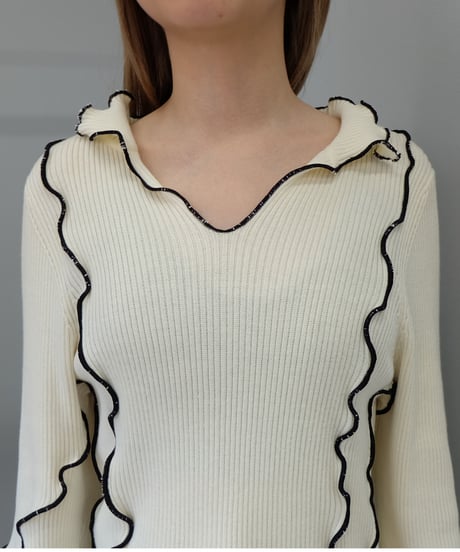 Frill Line Tops
