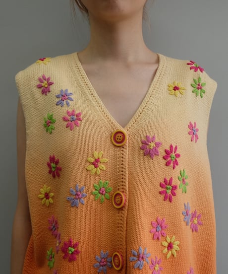 Vintage   Design Tops