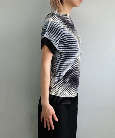 Vintage   Design Tops