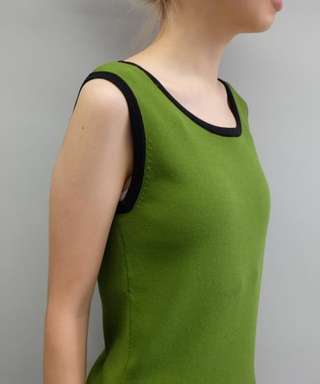 Vintage   Design  Tops