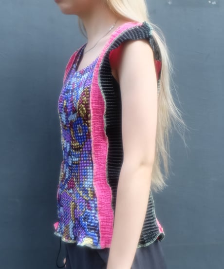 Frill Docking Tops