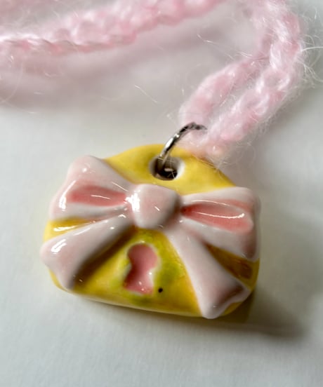 Labyrins x Sugascoop Ceramic necklace 16