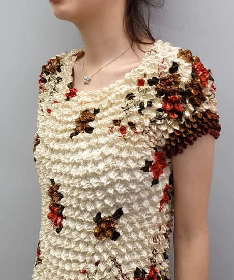 Vintage   Design Tops