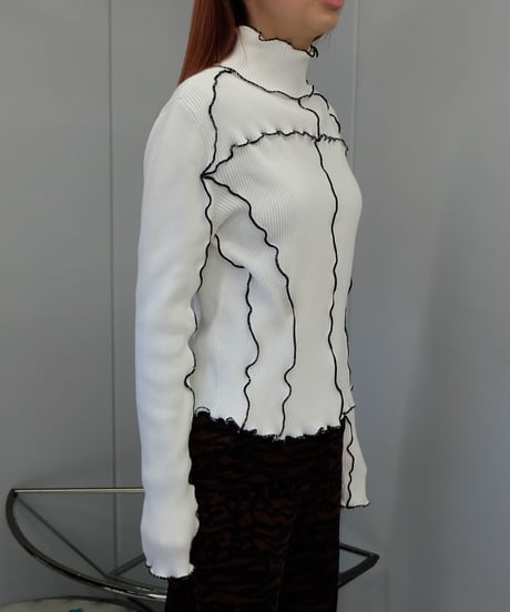 Frill Line Tops 12