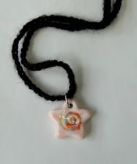 Labyrins x Sugascoop Ceramic necklace 3