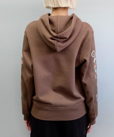 Labyrins x Sugascoop Squeak2 Hoodie Brown