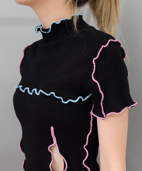 Frill Line Tops 11