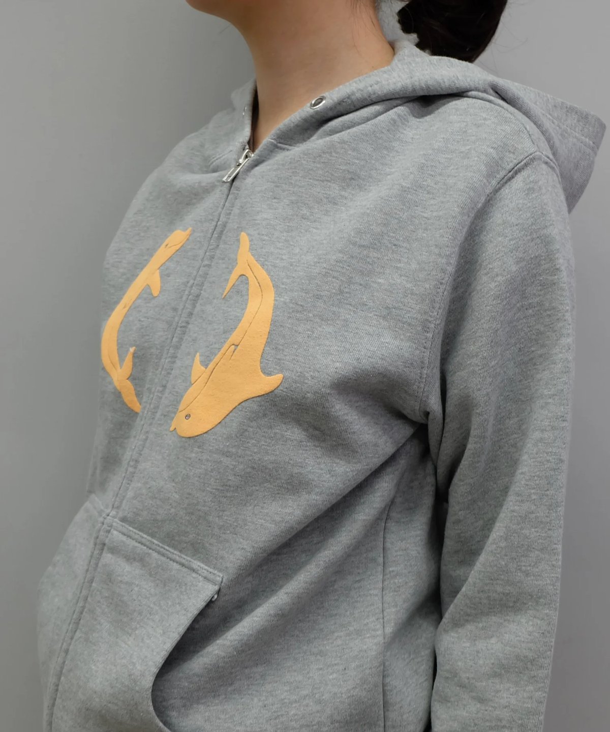 Labyrins Two Dolphins Zip Hoodie Gray | Shury Labyrins Two Dolphins Zip Hoodie Gray | Shury