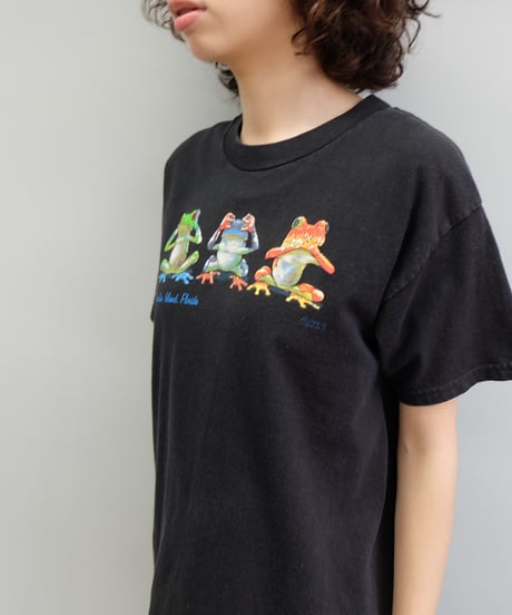 Vintage  Design Tshirt