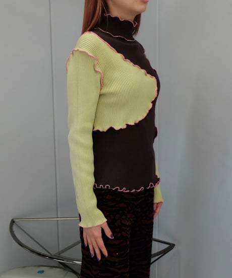 Frill Line Tops 3