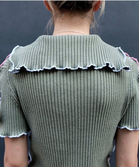 Frill Line Tops