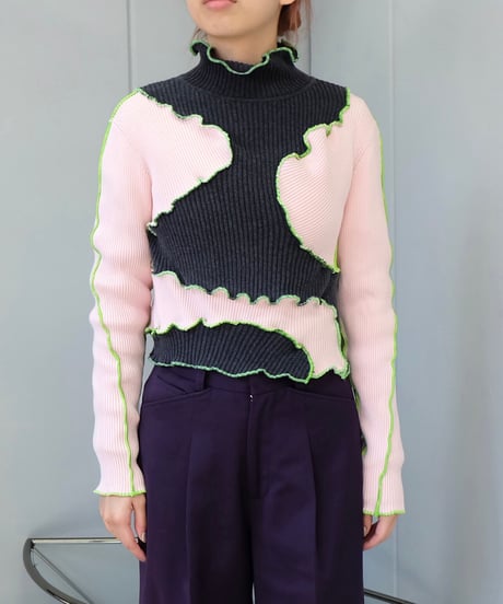 Frill Line Tops