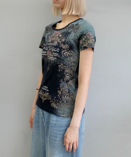 Vintage   Design Tops