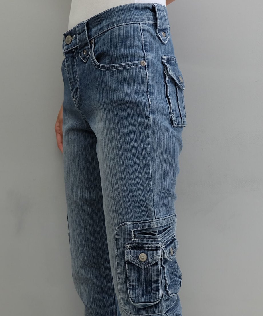 6305cca484bcfd42ae9402dd