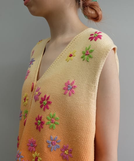 Vintage   Design Tops