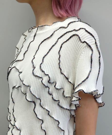 Remake Line Tops 4