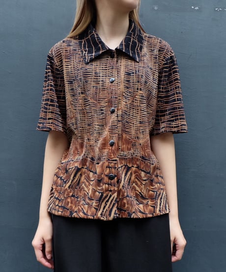 Vintage   Design Shirt