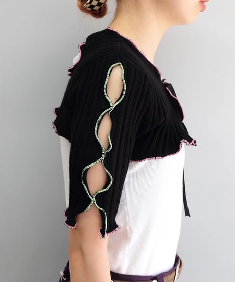 Remake Frill line Tops