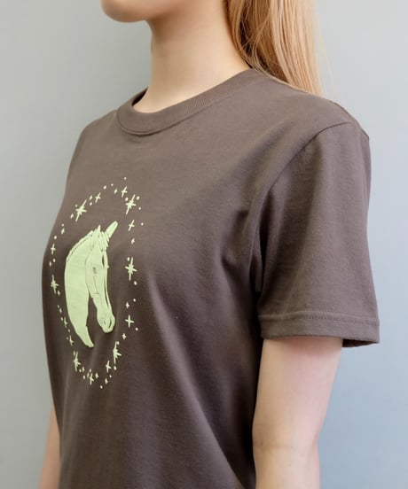 Labyrins  Kirakira Horse Tshirt Charcoal