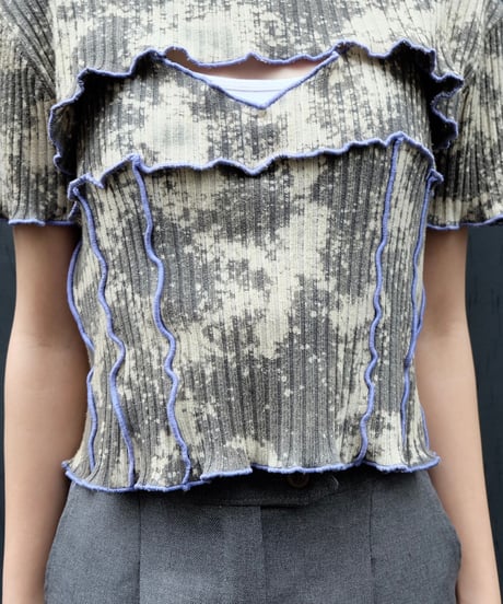 Frill line 2Peace Tops