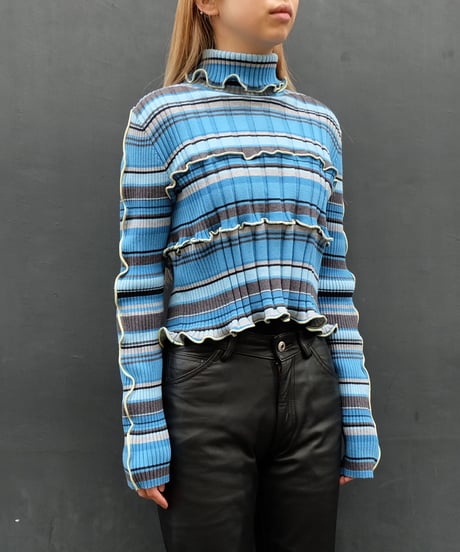 Frill Line Tops 12