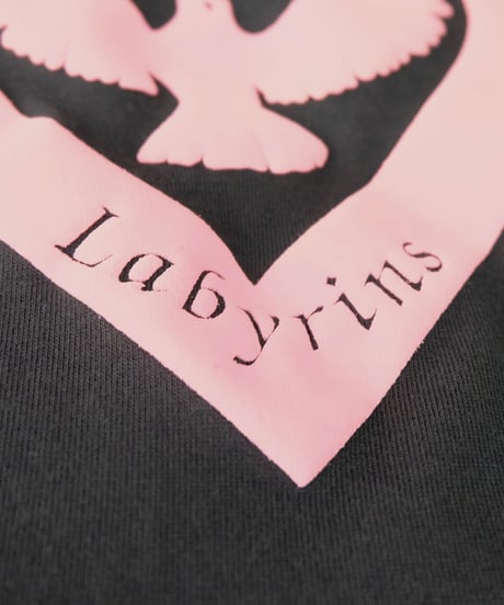 Labyrins   Hart Tshirt  Navy
