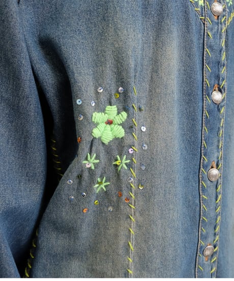 Vintage   Design Shirt