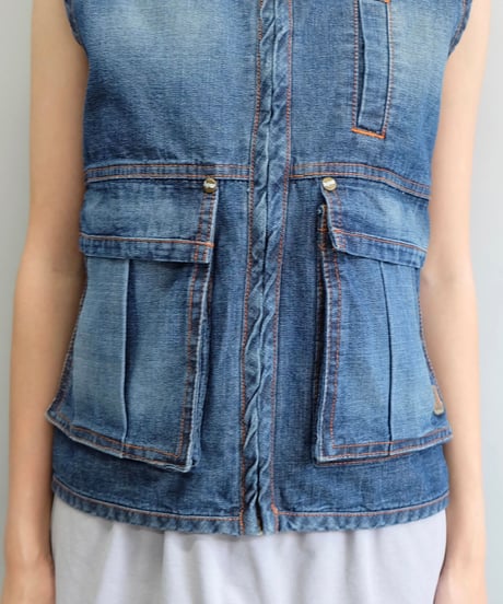Vintage   Design Tops