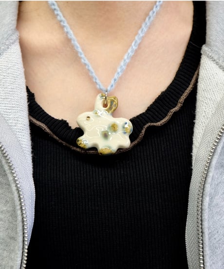 Labyrins x Sugascoop Ceramic necklace 17