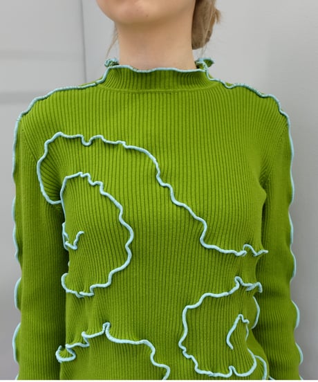 Frill Line Tops